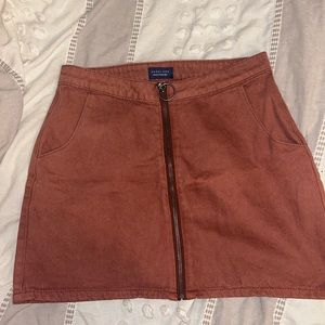 Cinnamon red mini denim skirt